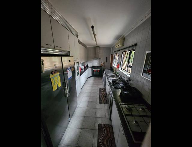 4 BEDROOM HOUSE FOR SALE IN CLAUDIUS